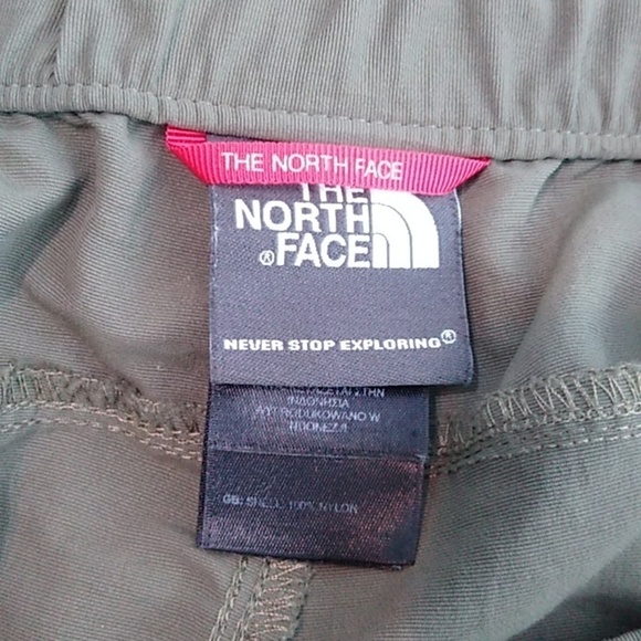 The North Face - Green Convertible Cargo Pant - Size Medium - Picture 7 of 9